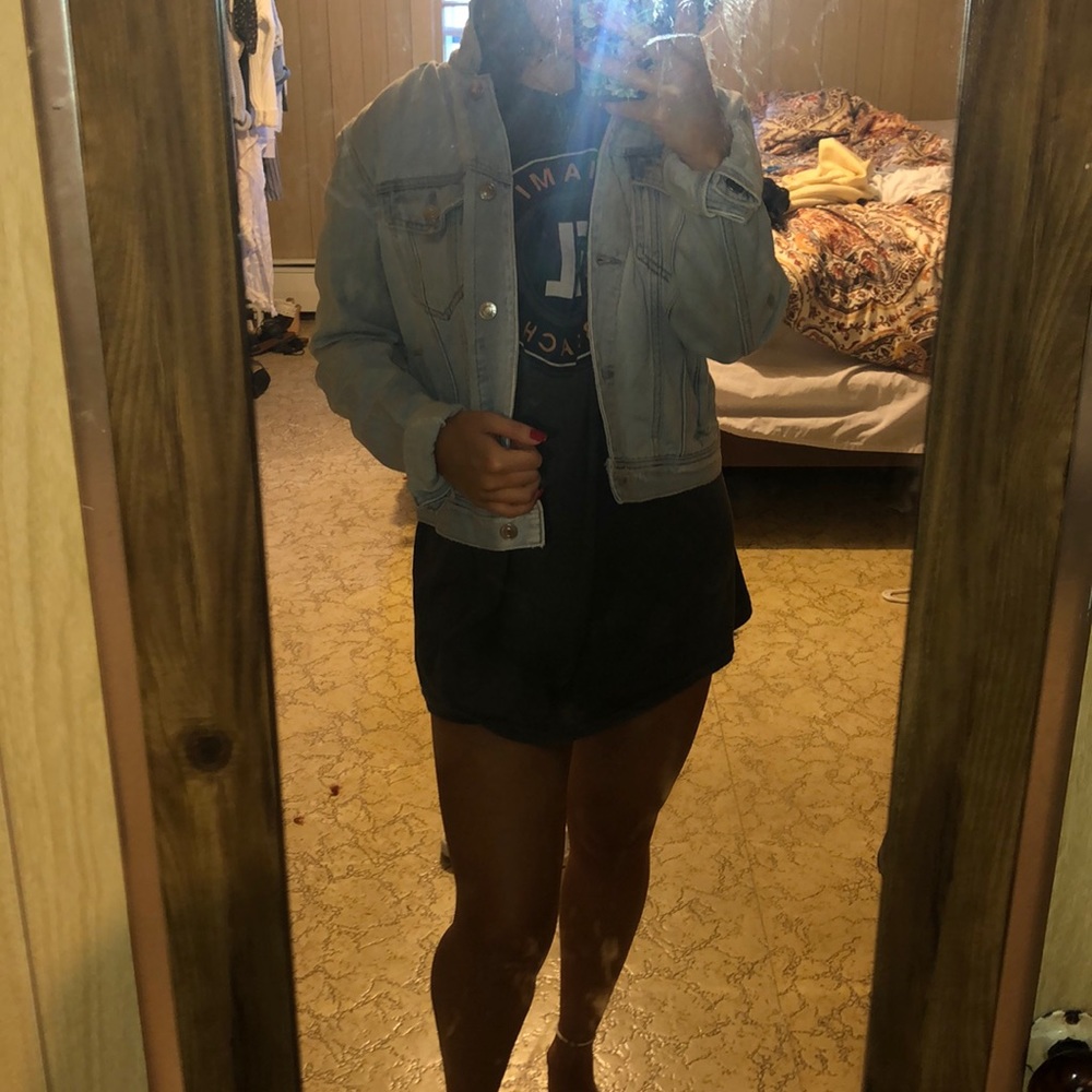 jean jacket - Picture 3 of 3